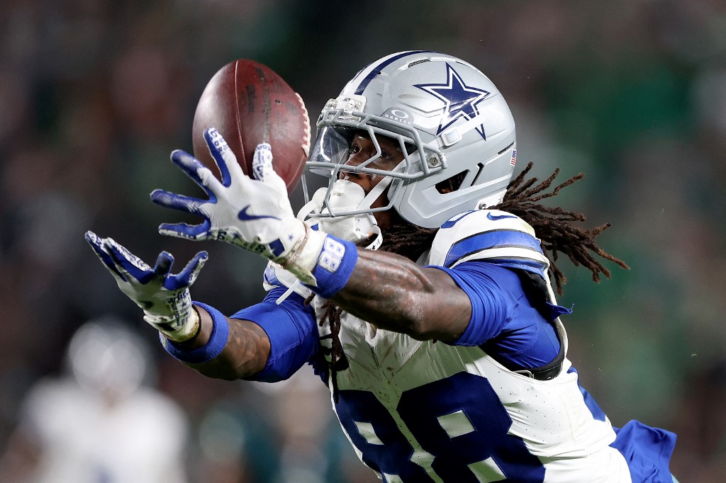 The Pads Made Dallas’ Defensive Rebuild Easier To Judge